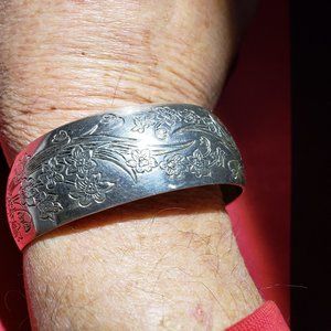 Vintage S. Kirk & Son Sterling Silver Cuff Bracelet  Narcissus 15-12